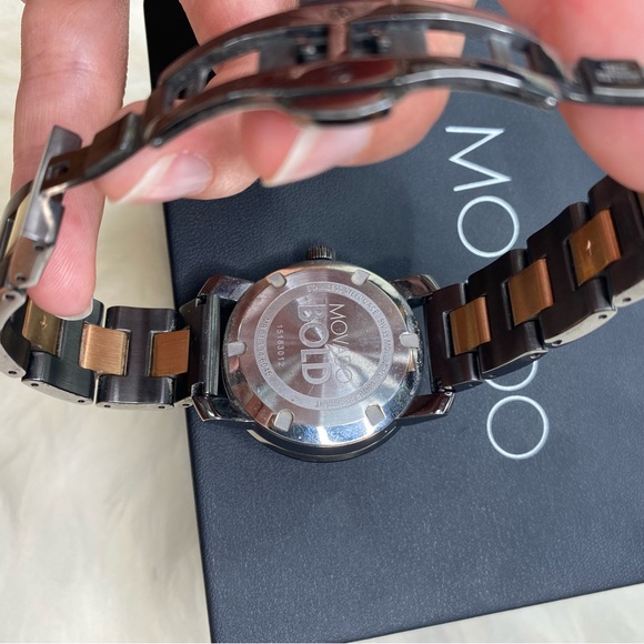 MOVADO Bold womens watch stainless steel. Designer watch - Picture 12 of 17